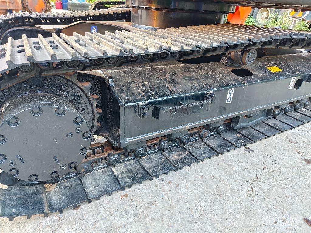 Hitachi ZX 120 Telakaivukoneet