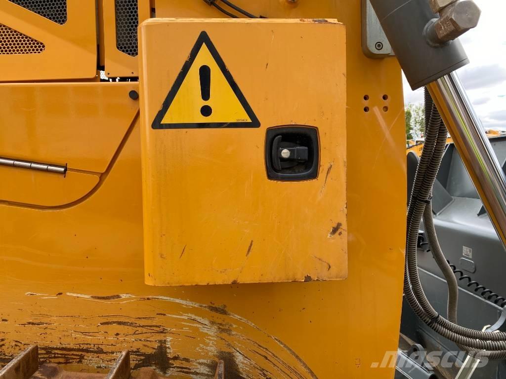 Liebherr PR 746 Telaketjupuskutraktorit