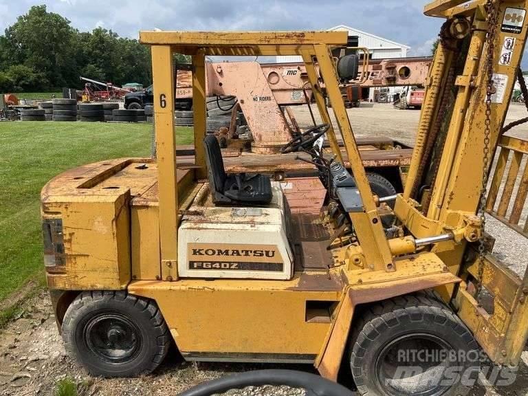 Komatsu FG 40ZT-4 Muut haarukkatrukit