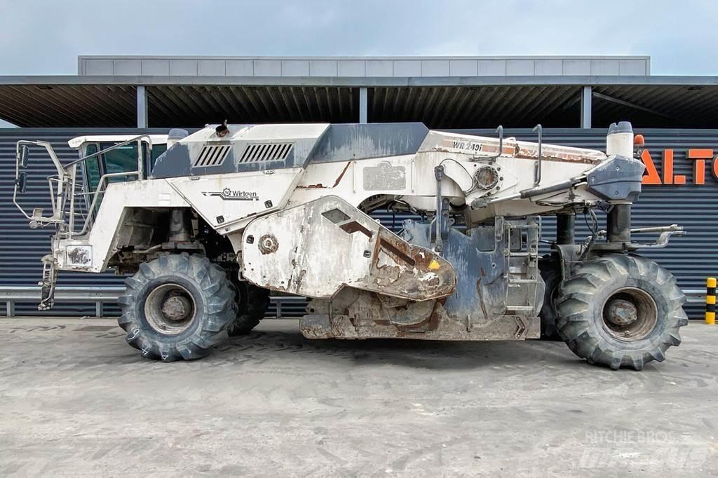 Wirtgen WR 240 Asfaltin uusiokäyttölaitteet
