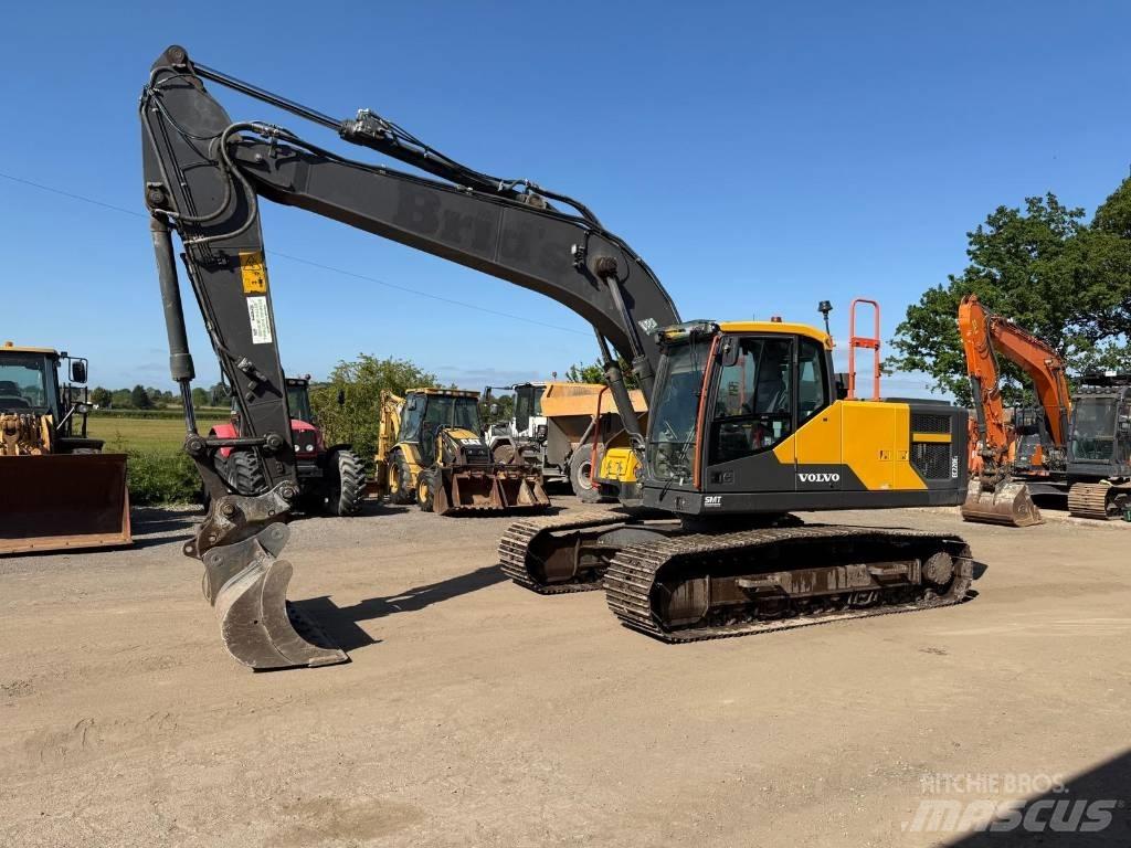 Volvo EC 220 E Telakaivukoneet