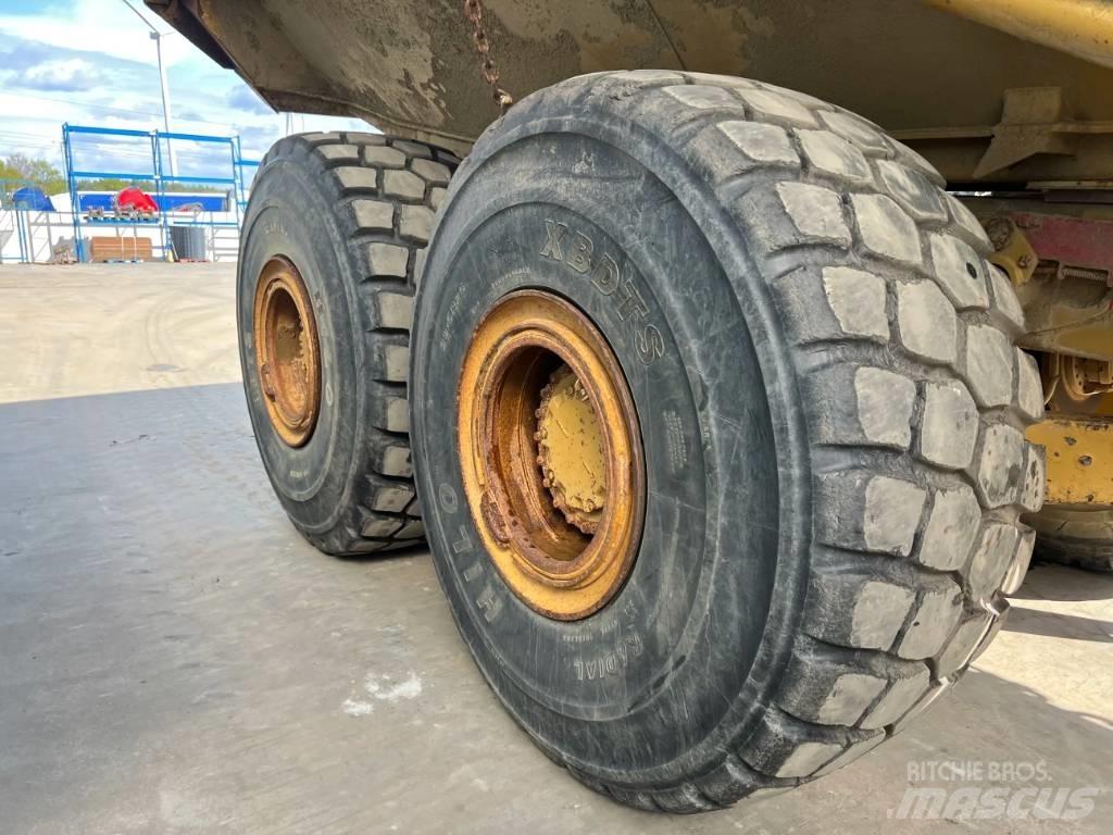 CAT 740 Dumpperit