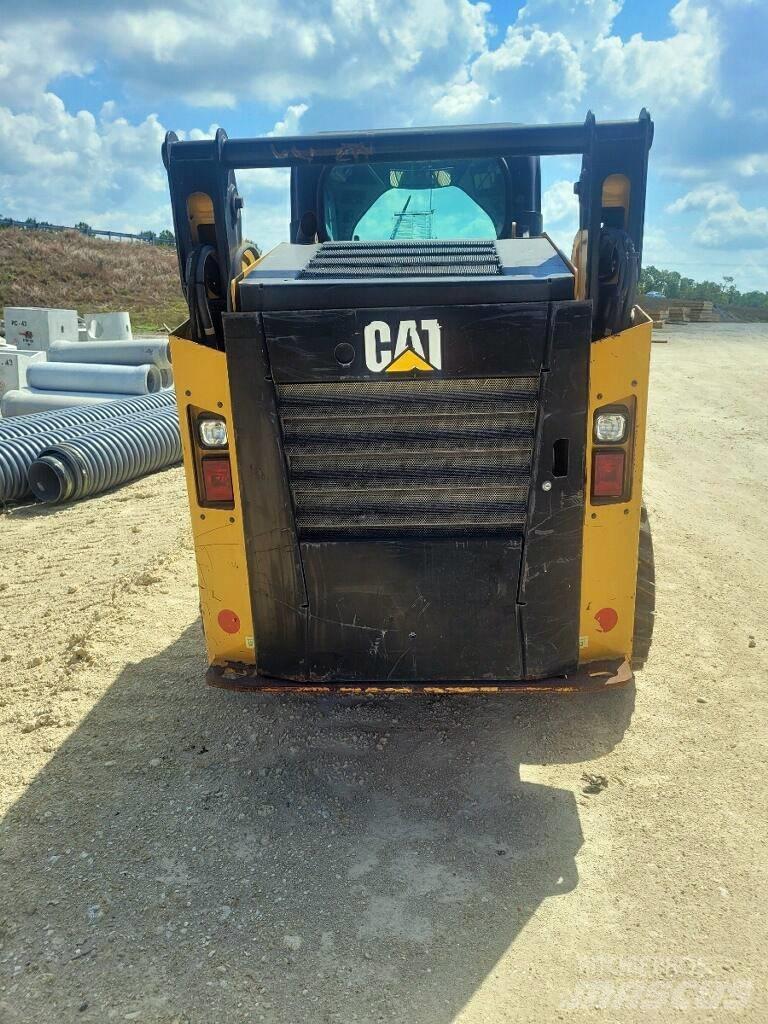 CAT 242 D Liukuohjatut kuormaajat