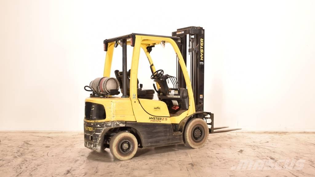 Hyster H2.5FT Nestekaasutrukit