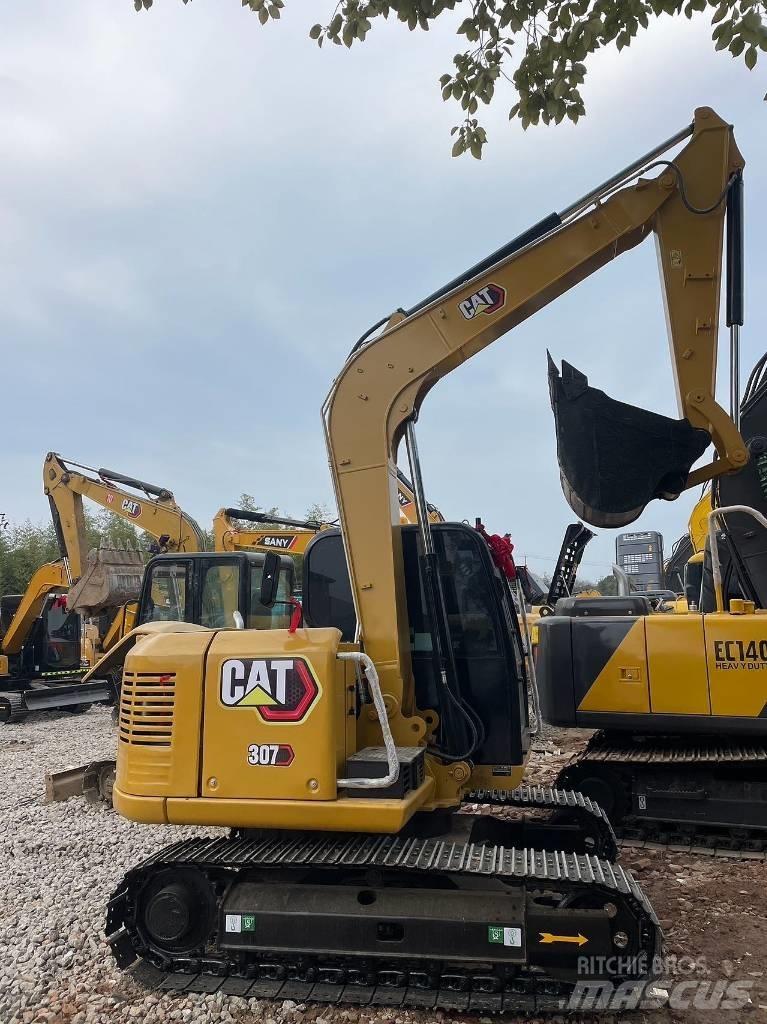 CAT 307 Minikaivukoneet < 7t