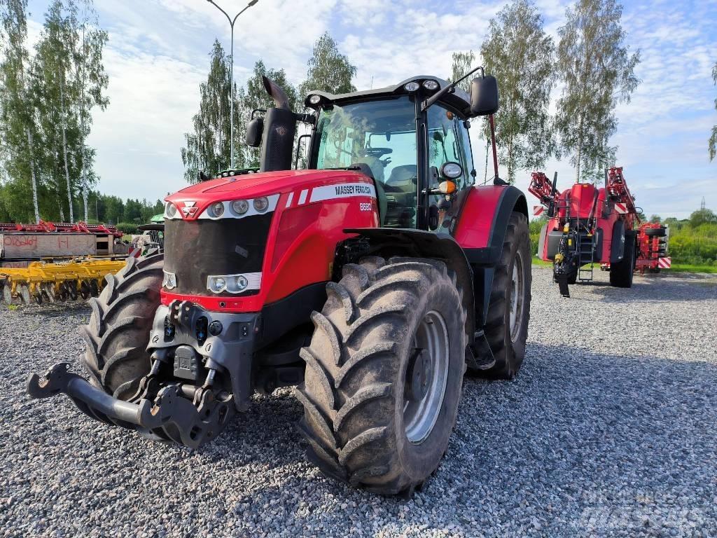 Massey Ferguson 8690 Traktorit