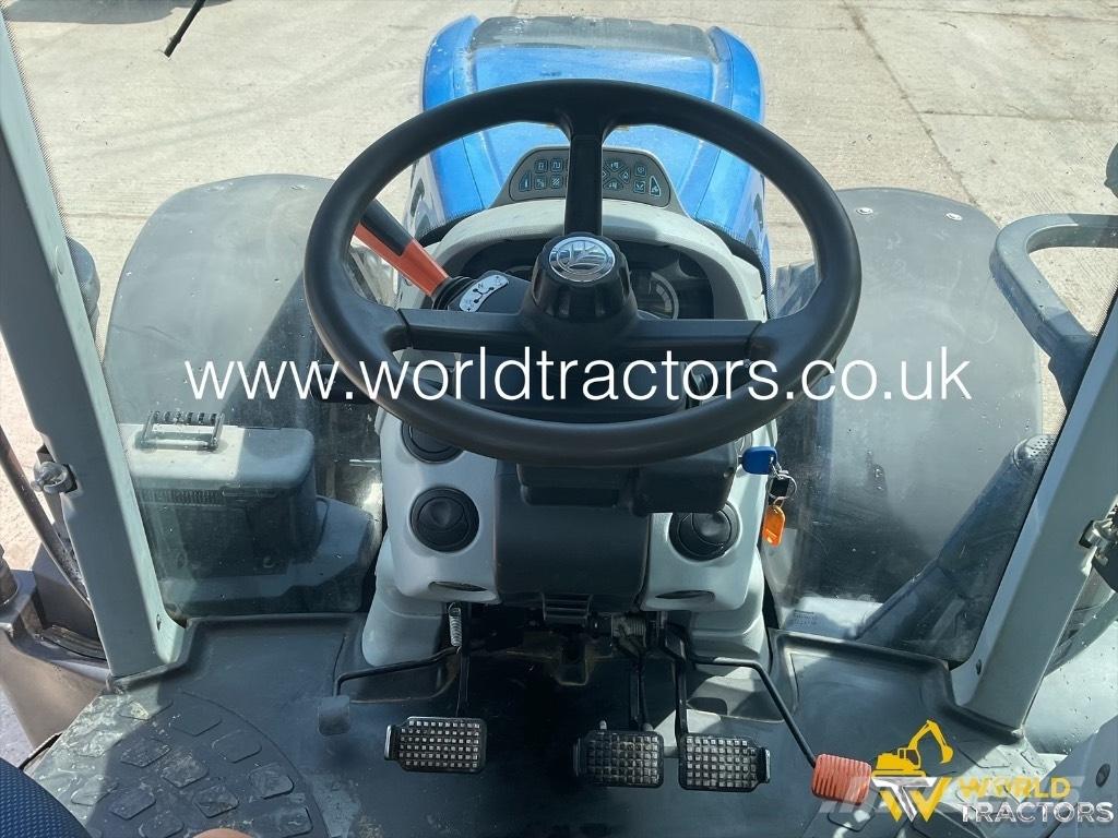 New Holland T 7.245 Traktorit