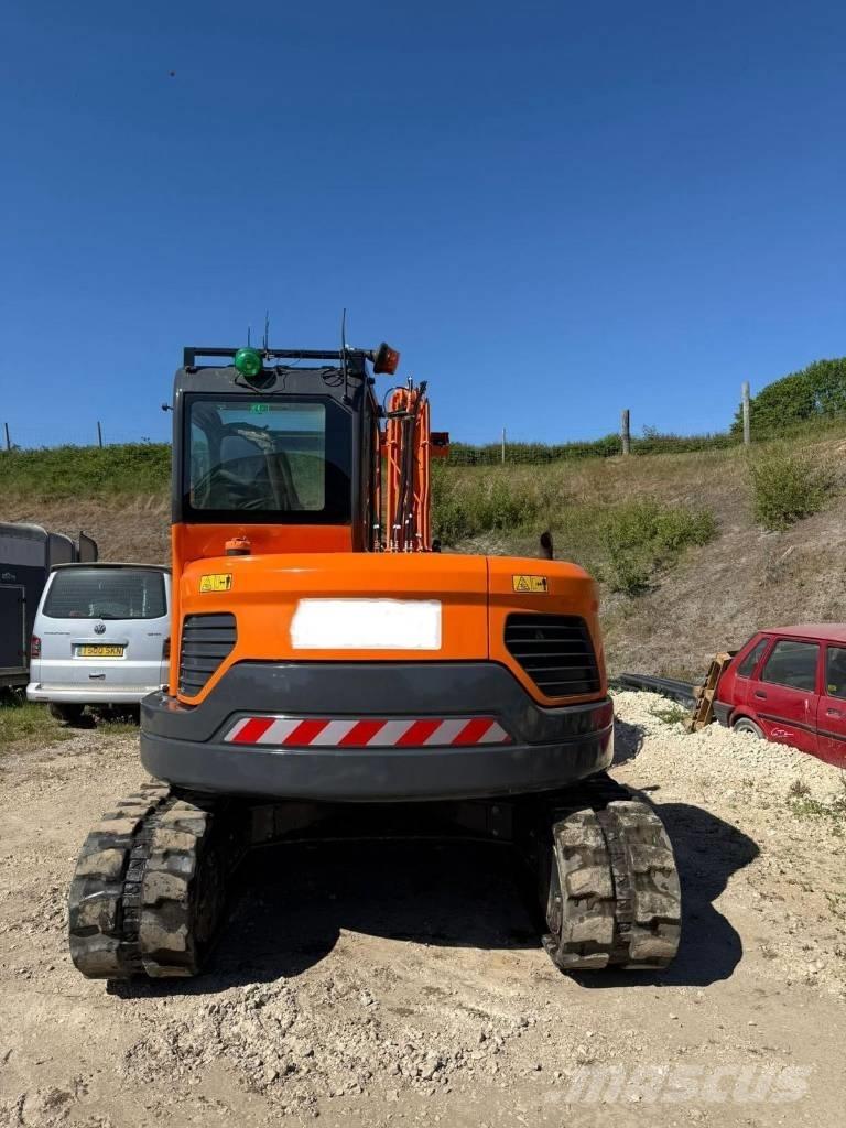Doosan DX 85 R-3 Midikaivukoneet 7t - 12t