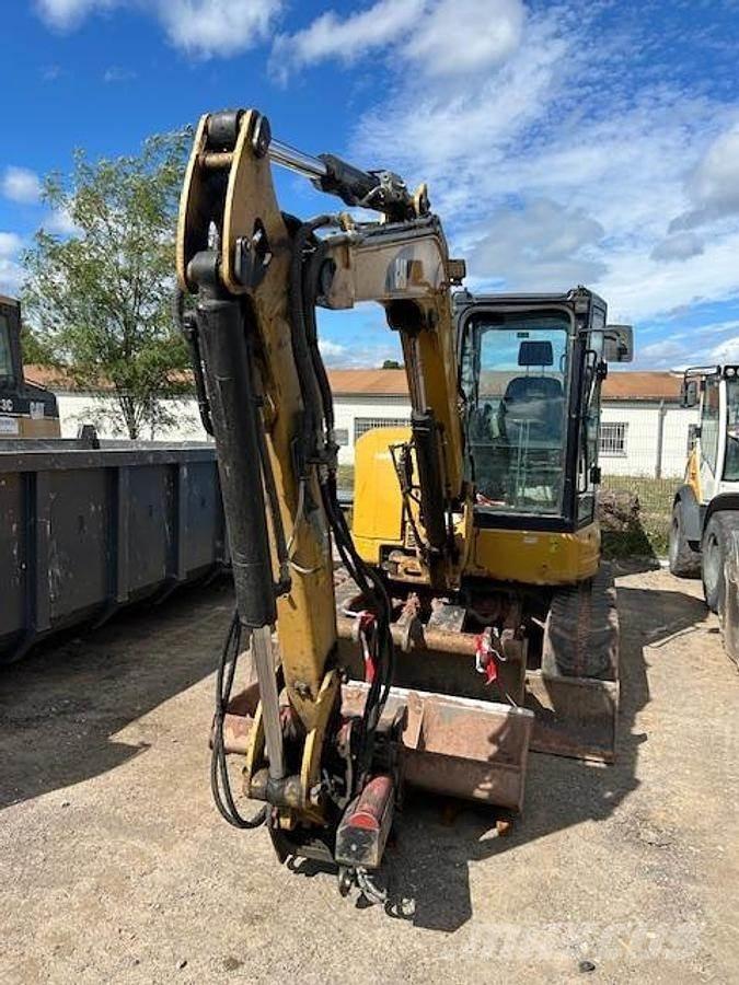 CAT 305.5 E2 Erikoiskaivinkoneet
