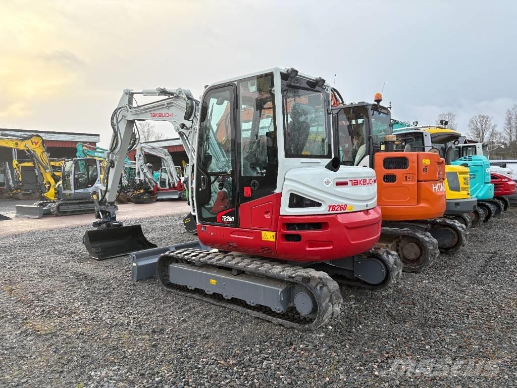 Takeuchi TB260 Minikaivukoneet < 7t