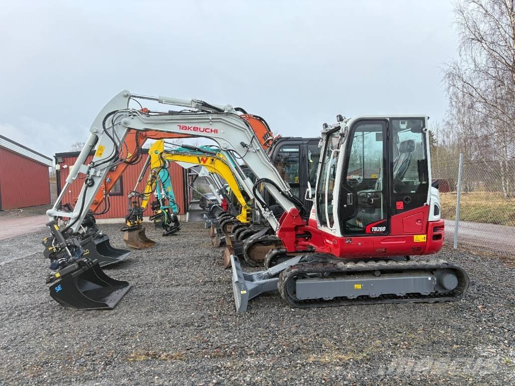 Takeuchi TB260 Minikaivukoneet < 7t
