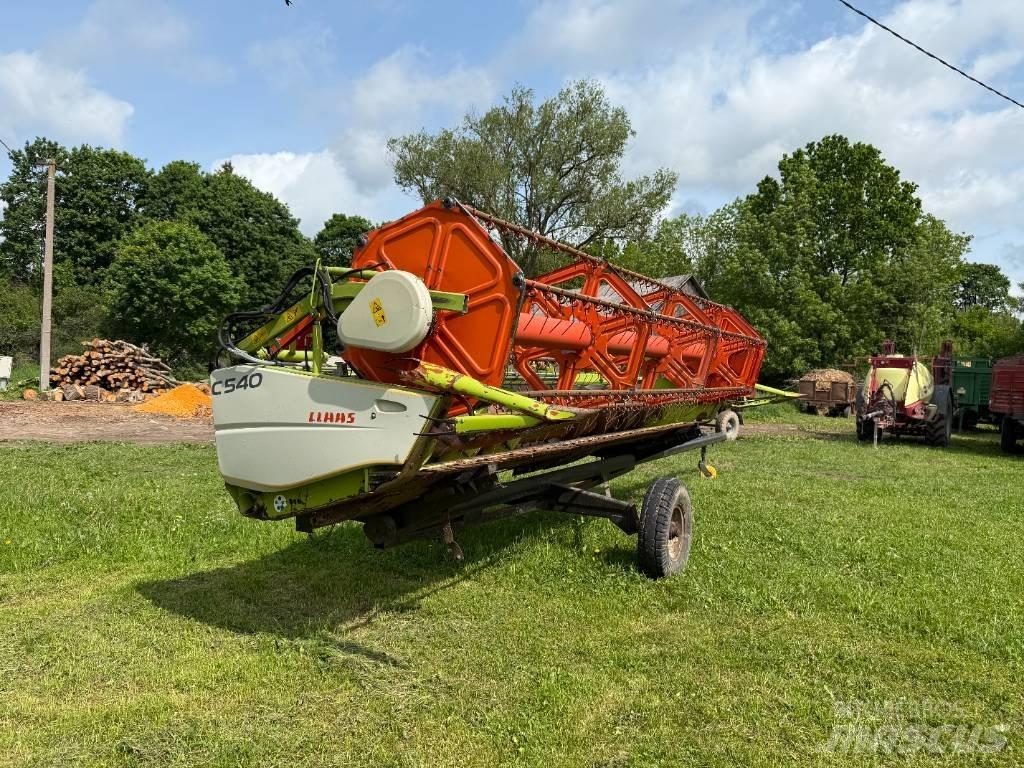 CLAAS Avero 240 Leikkuupuimurit