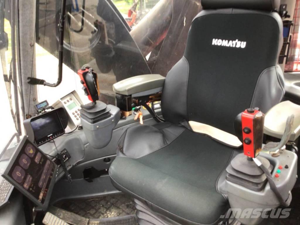 Komatsu 911.5 Harvesterit