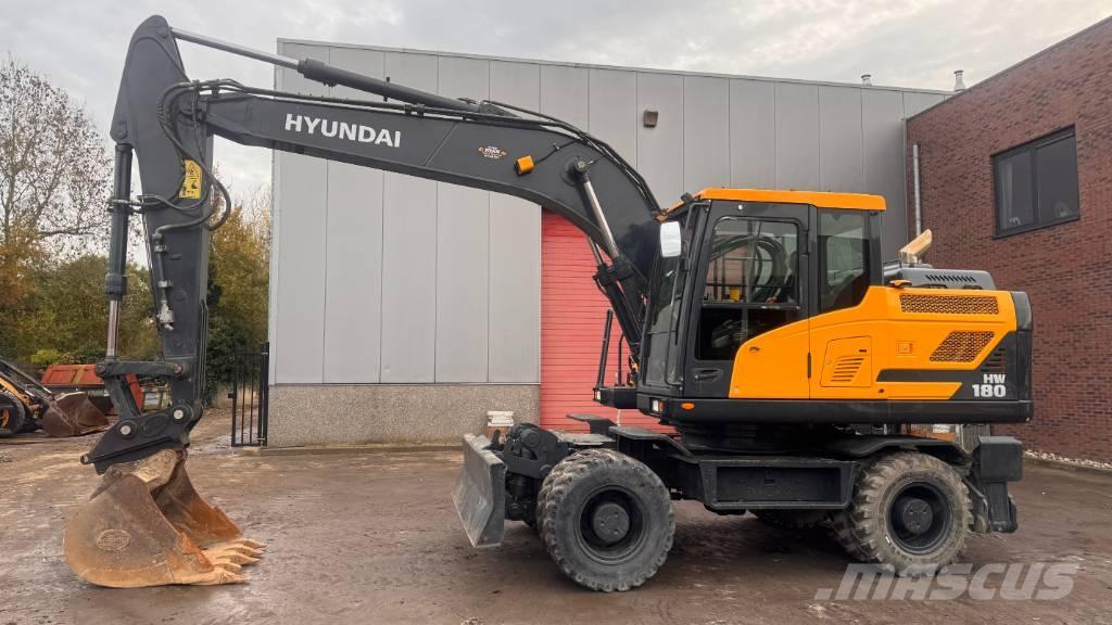 Hyundai HW 180 Pyöräkaivukoneet