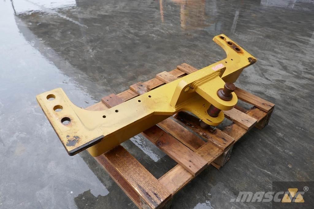 CAT 140M Drawbar Muut