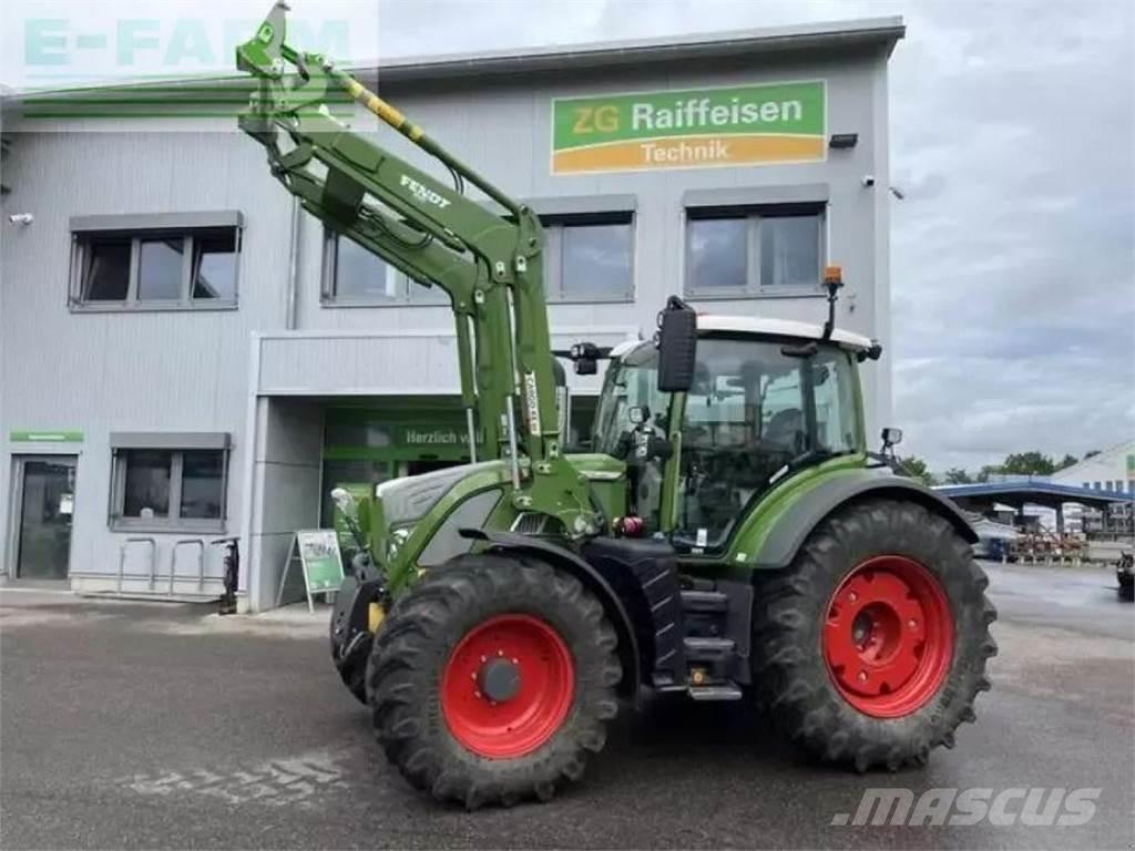 Fendt 516 vario Traktorit