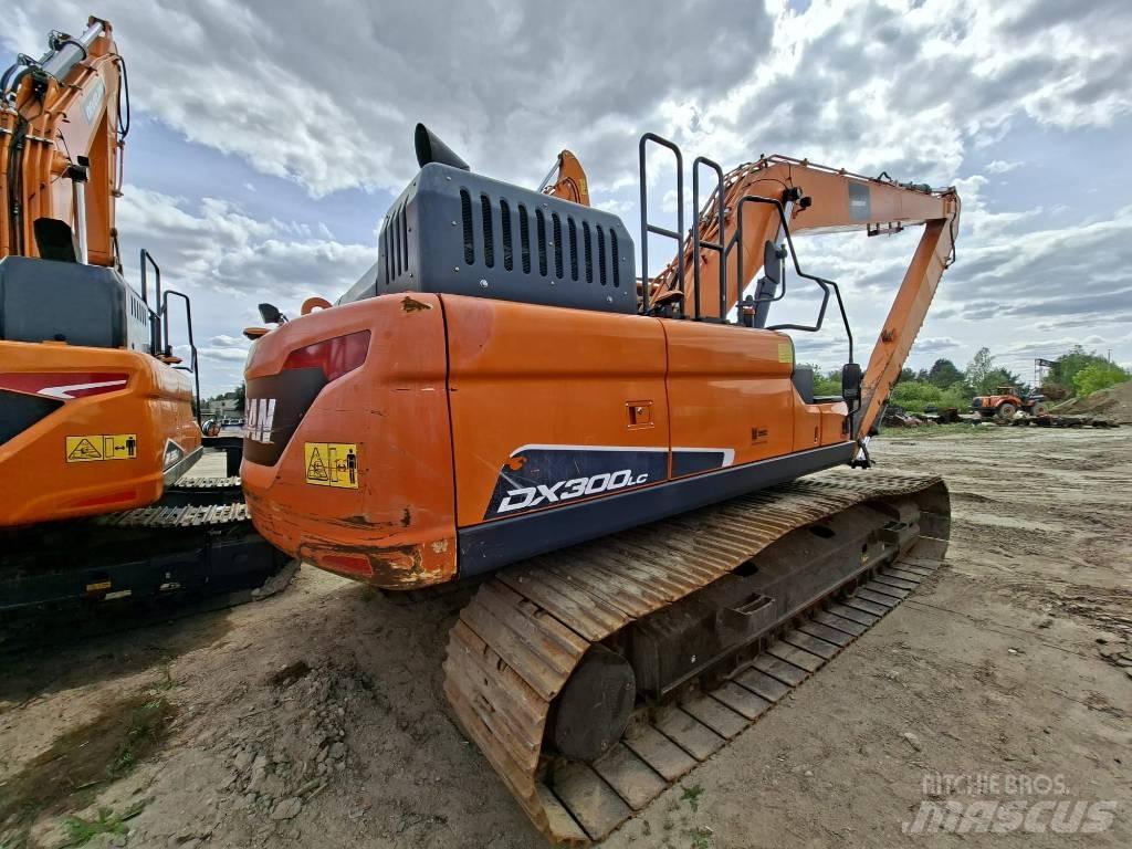Doosan DX 300 LC-5 Telakaivukoneet