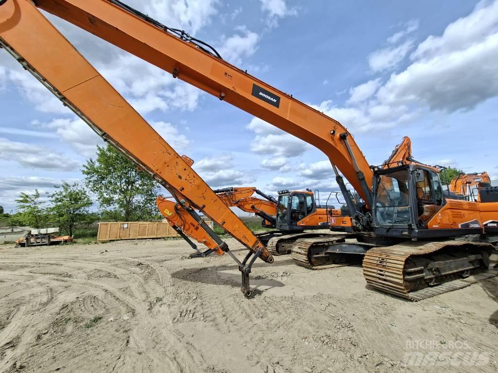 Doosan DX 300 LC-5 Telakaivukoneet