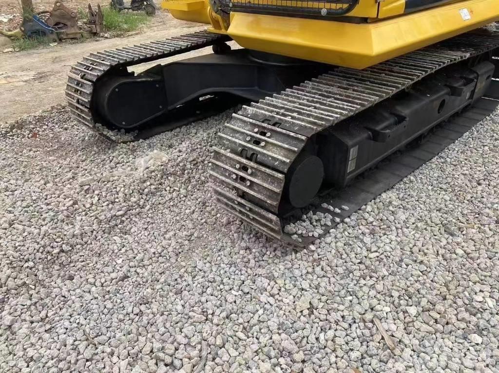 Komatsu PC 130 LC Telakaivukoneet