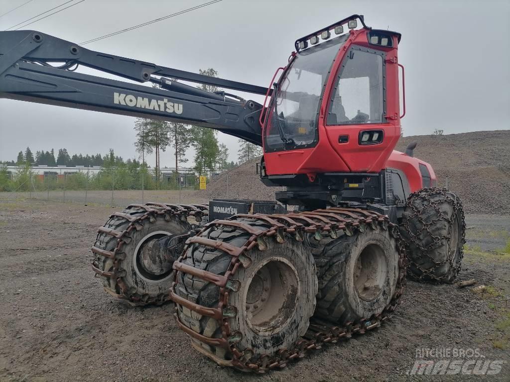 Komatsu 911 Harvesterit