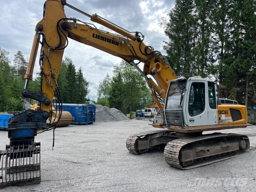 Liebherr R 906 LC Telakaivukoneet