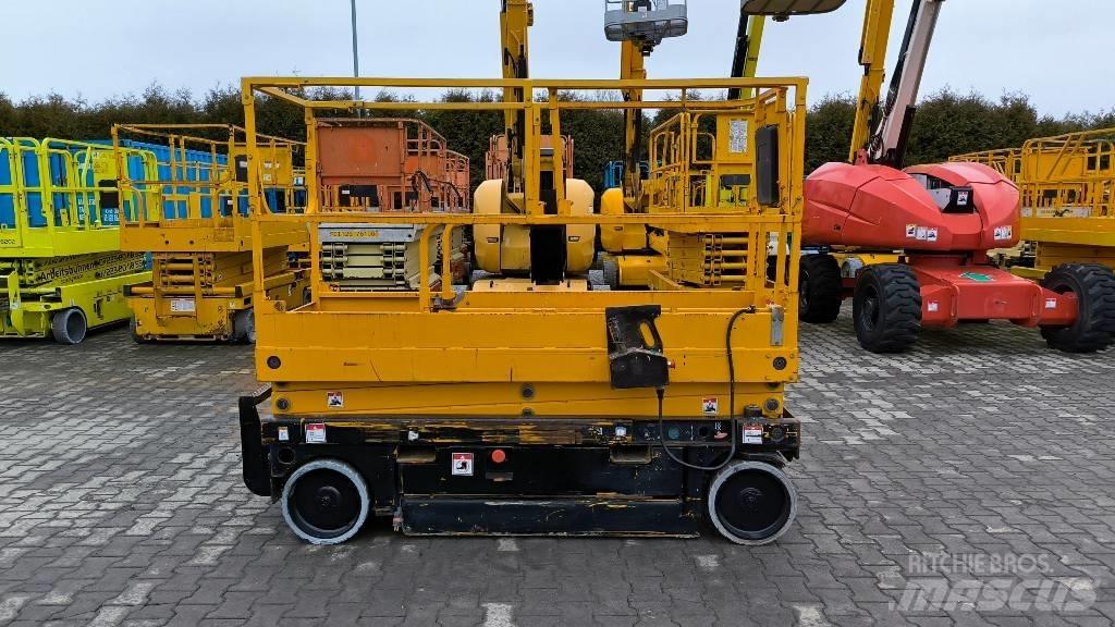 Haulotte Compact 8 Saksilavat