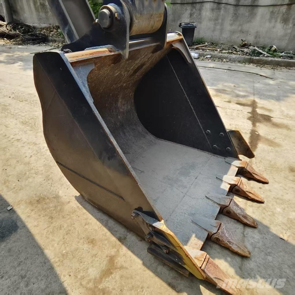 Volvo EC 220 Telakaivukoneet