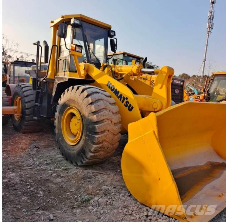 Komatsu WA 470 Pyöräkuormaajat