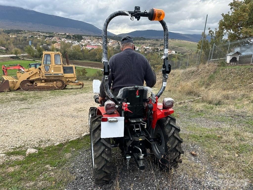  FIELDTRACK 180D Traktorit