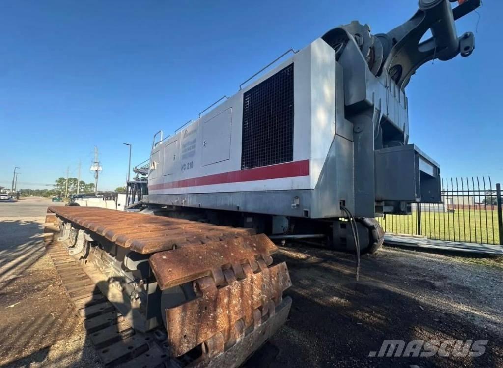 Terex HC210 Tela-alustaiset nosturit