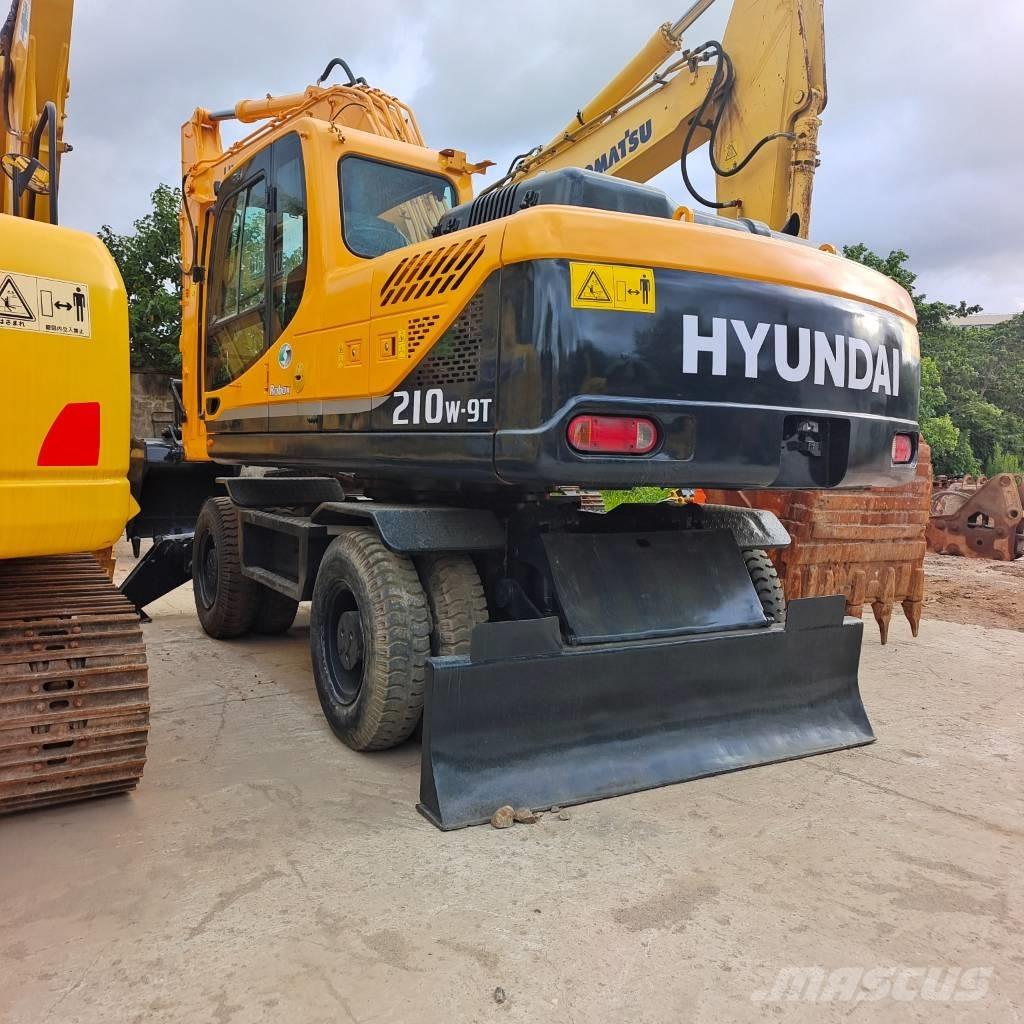 Hyundai 210W-9 Pyöräkaivukoneet