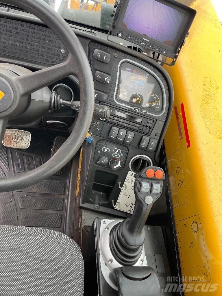 JCB 560-80 AGRI PLUS Maatalouskurottajat