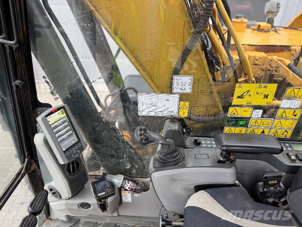 CAT 318 E L Telakaivukoneet
