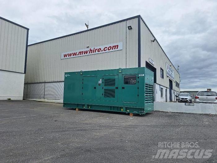 Cummins C900D5 Dieselgeneraattorit