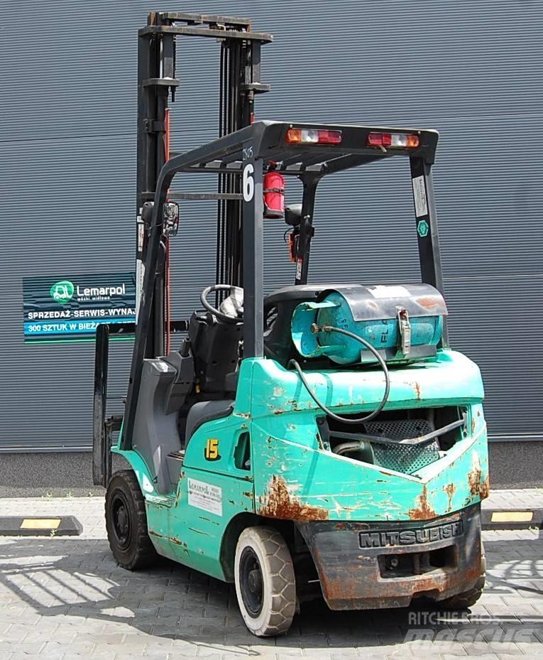 Mitsubishi FG15N Nestekaasutrukit
