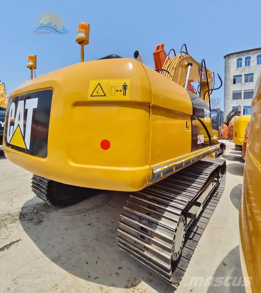 CAT 320 D Telakaivukoneet