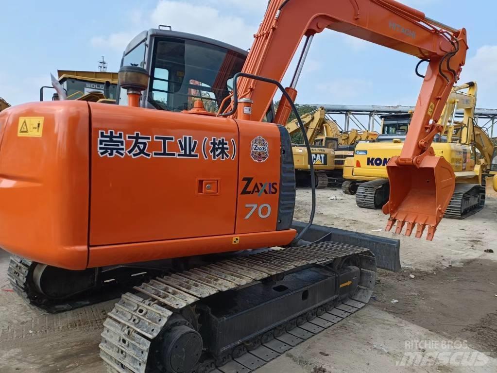 Hitachi ZX70 Minikaivukoneet < 7t