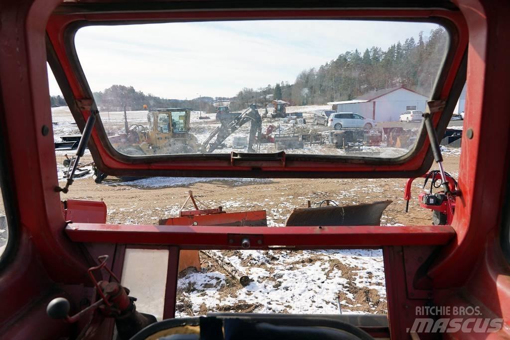 Volvo BM 650  - Traktor Traktorit
