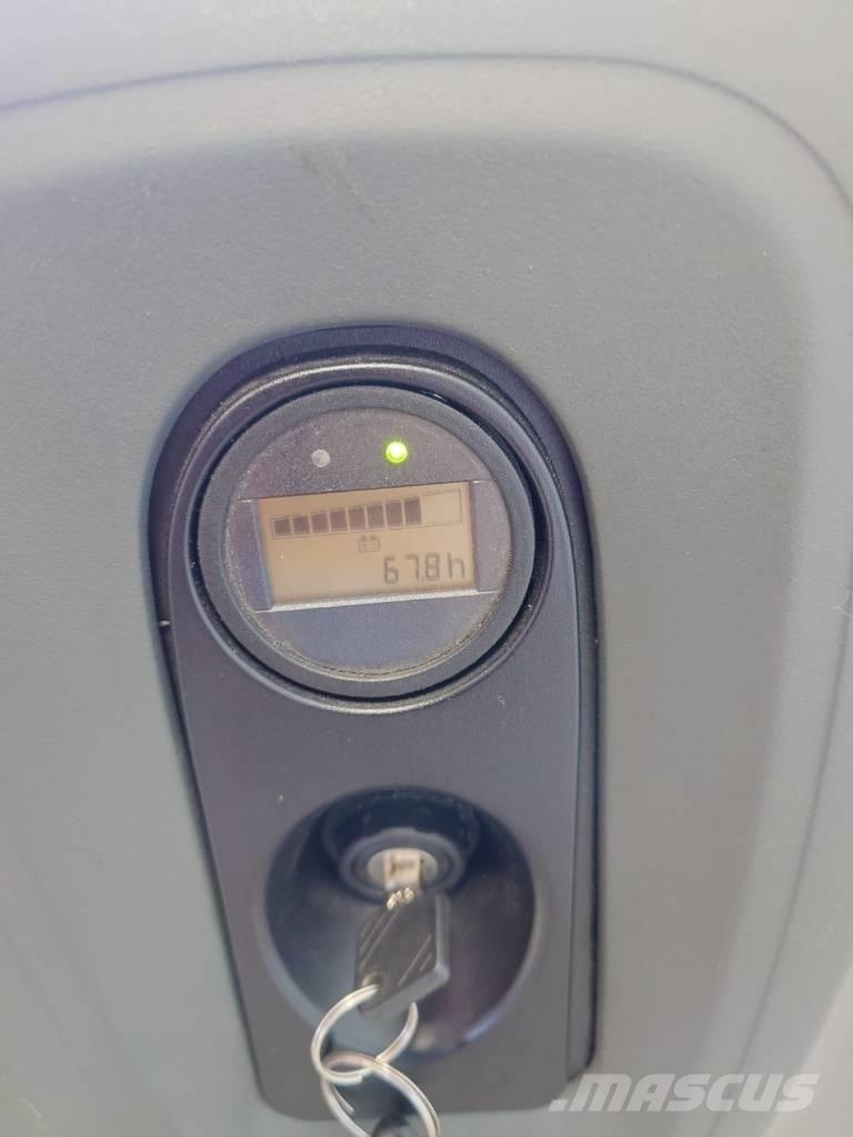 Linde L12i/1172 Käyden ajettavat pinoamistrukit