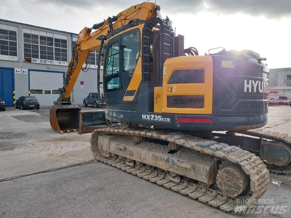 Hyundai HX 235 LCR Telakaivukoneet