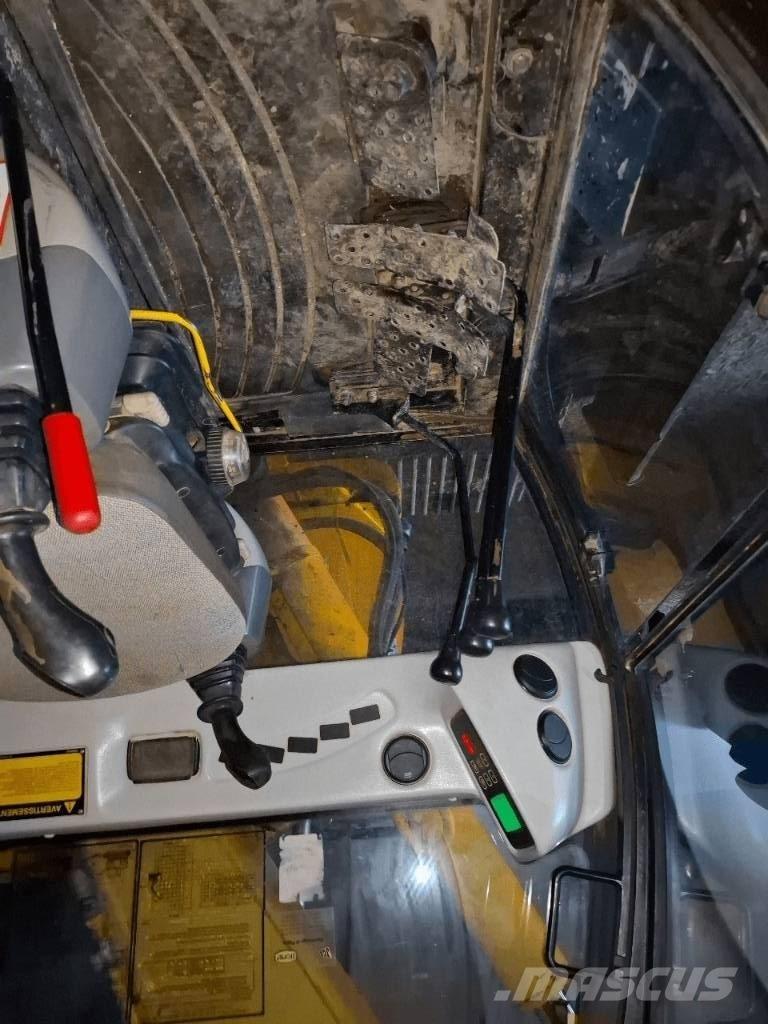 JCB JZ 70 Midikaivukoneet 7t - 12t