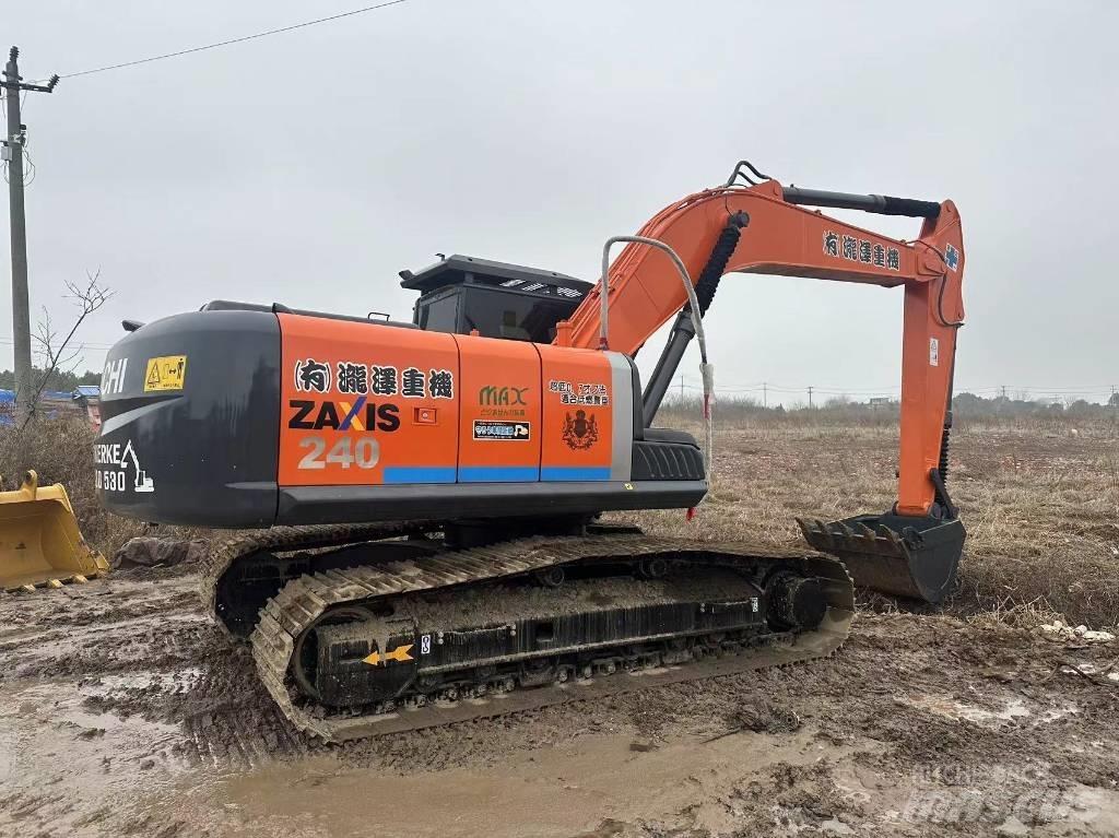 Hitachi ZX 240 Telakaivukoneet