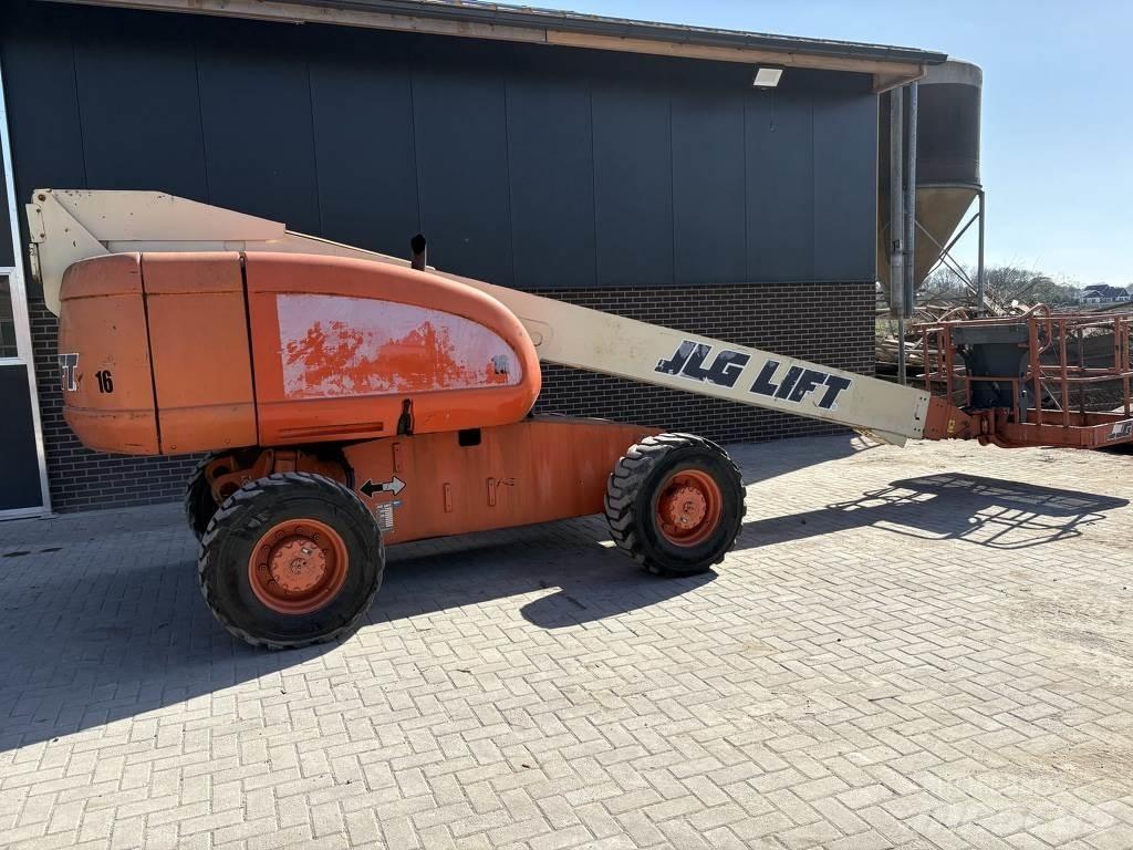 JLG 600s Teleskooppipuominostimet