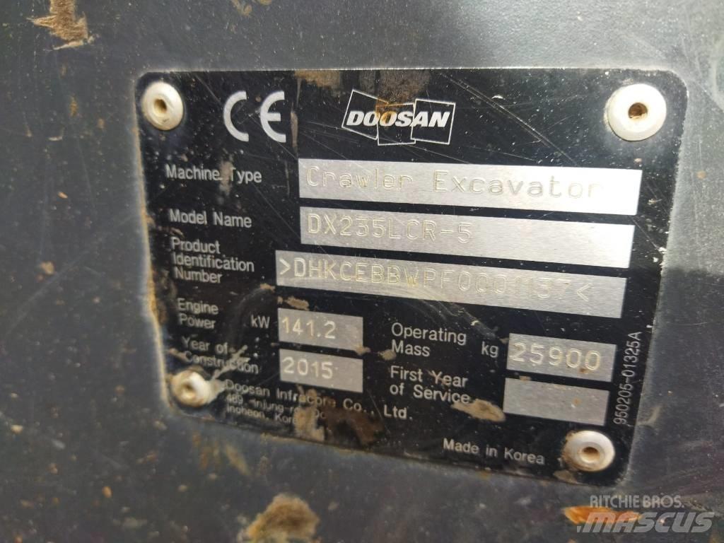Doosan DX 235 LCR Telakaivukoneet