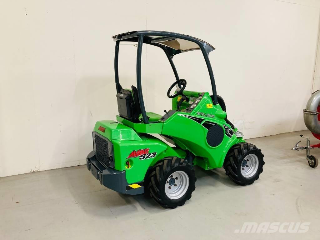 Avant 523 Pienkuormaajat