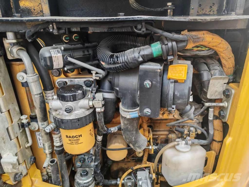 CAT 302 CR Minikaivukoneet < 7t