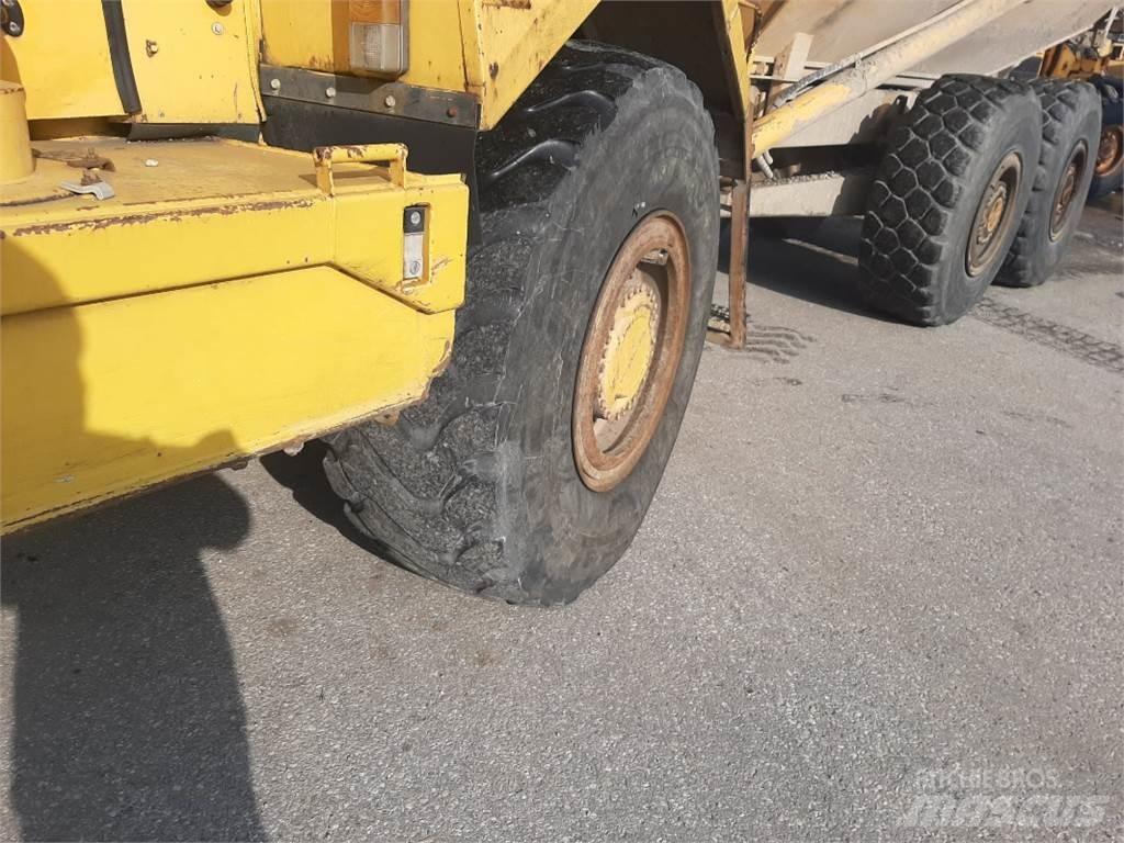 Volvo A25B 6x6 Dumpperit