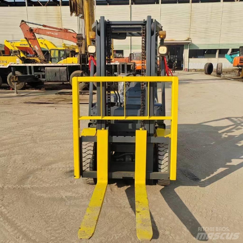 Komatsu FD 30 Dieseltrukit