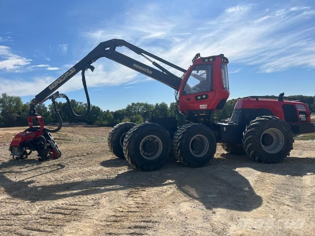 Komatsu 951 Harvesterit