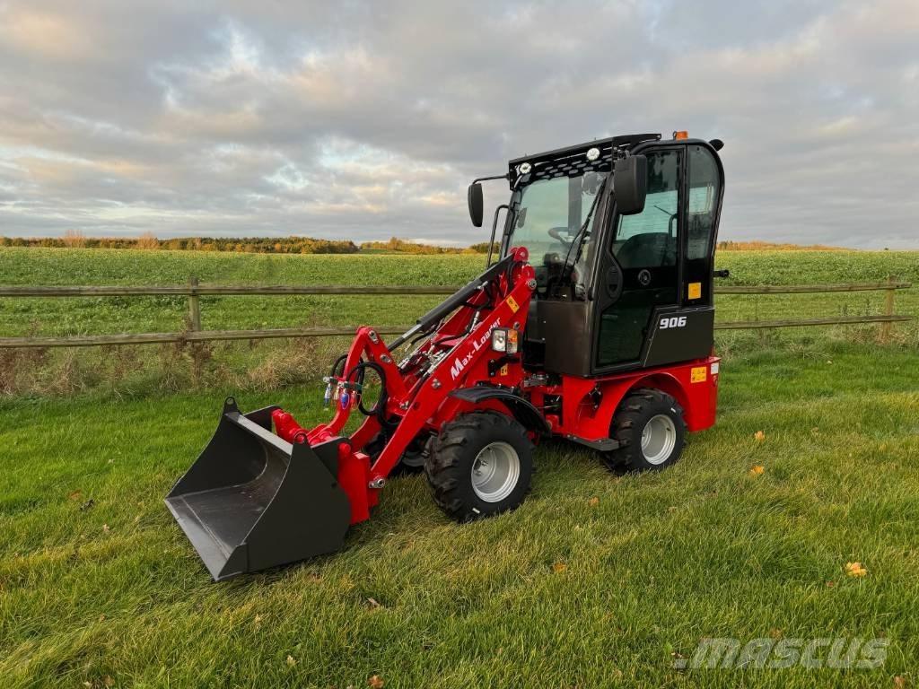  Max Loader 906 Pienkuormaajat